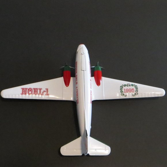 North Pole Airways DC3 Airplane Metal Bank New In Original Box - Picture 2 of 8